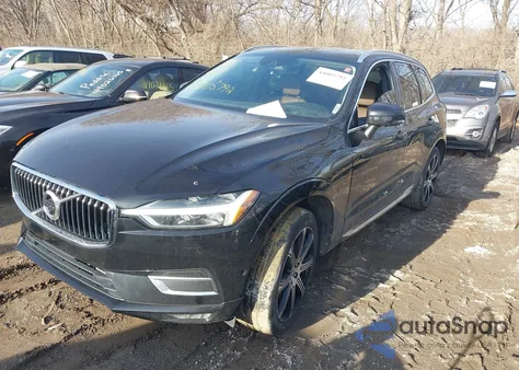 2018 Volvo Xc60 T6 Inscription z USA, uszkodzony, nr VIN YV4A22RL6J1049736